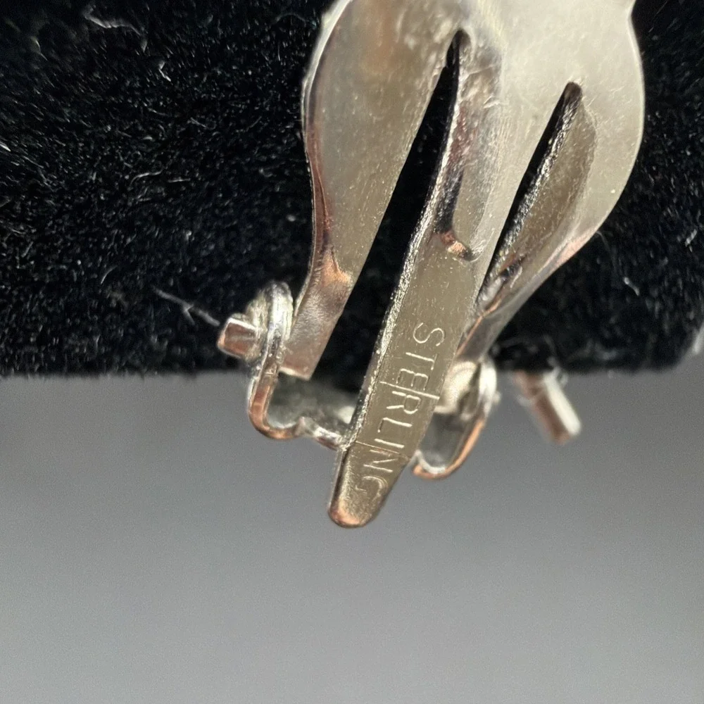 Vintage Maple Leaf Sterling Silver Clip on‎ Earrings